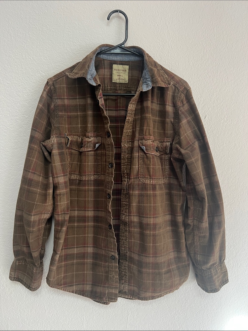 Sonoma Men's Brown Plaid Button-Down Shirt